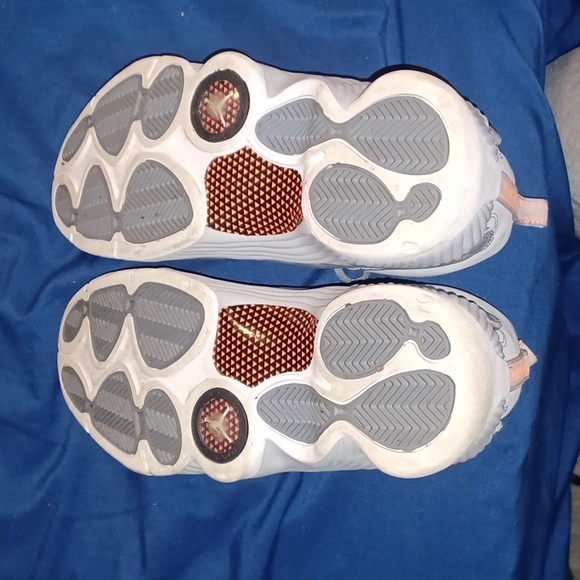 Jordans - Picture 3 of 4